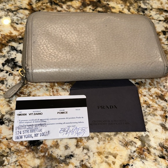 Prada zip wallet in gray - Picture 6 of 6